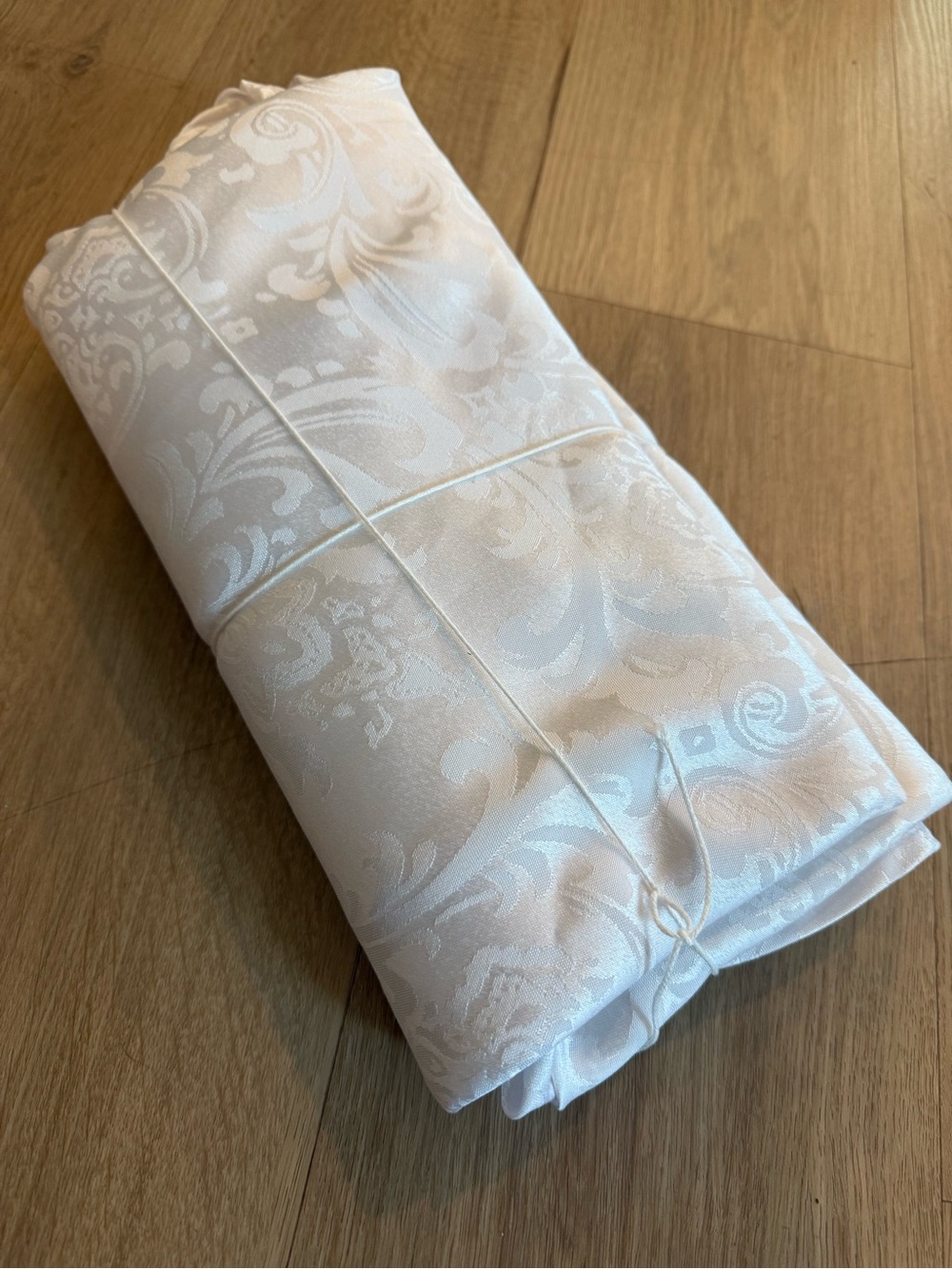 White Jacquard Damask Tablecloth - Classic Floral Design 120” by 65”
